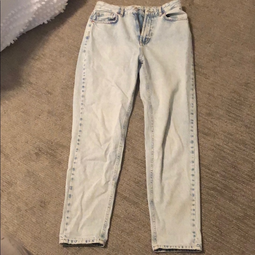 BDG mom high rise light wash jeans